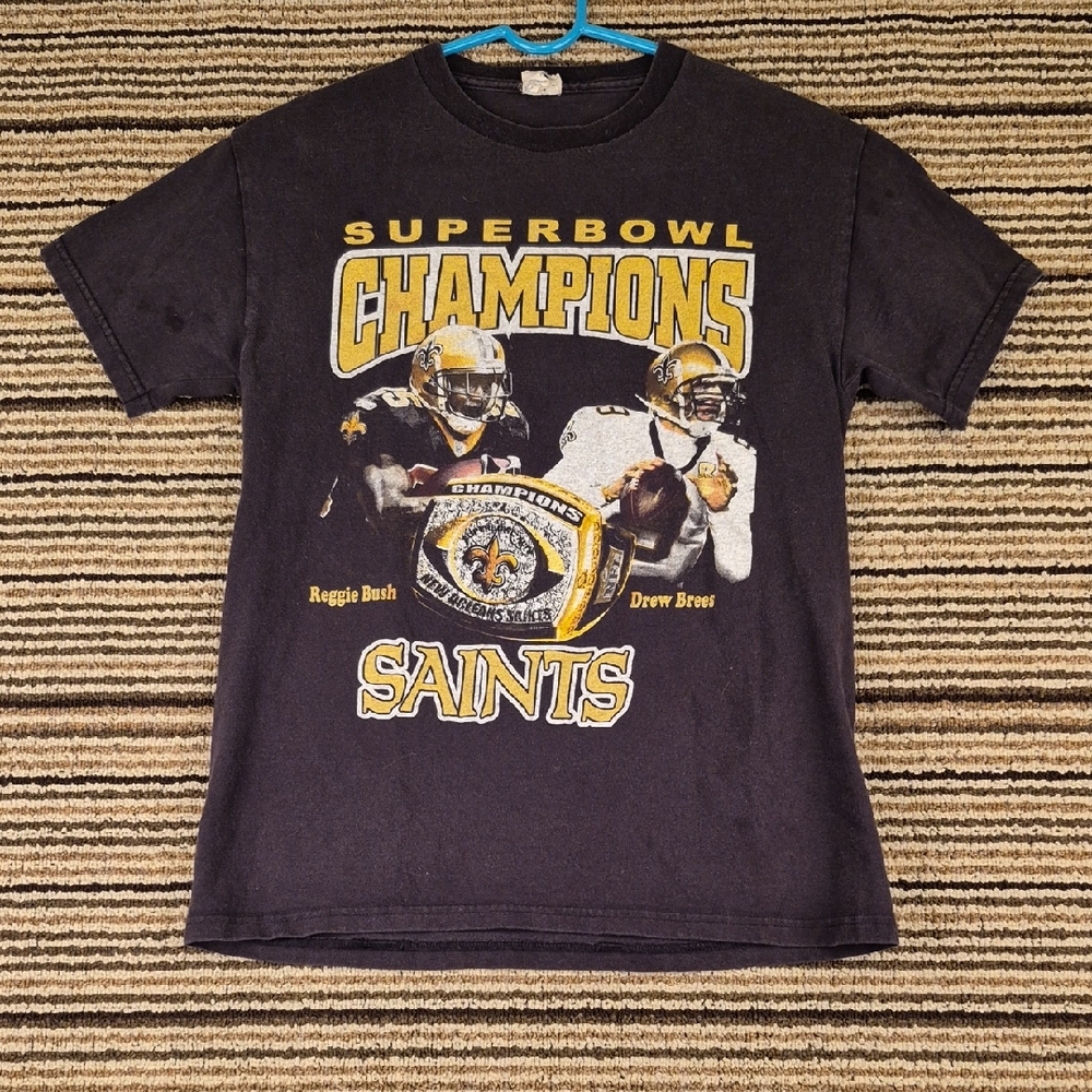 NEW ORLEANS SAINTS NFL Super Bowl Champions Black Fade Cotton Mens Small T Shirt